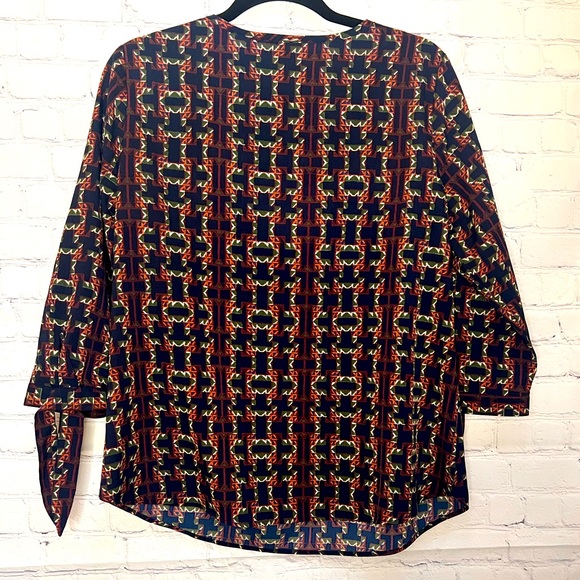 Van Heusen Women’s Shirt size Medium - Picture 5 of 5